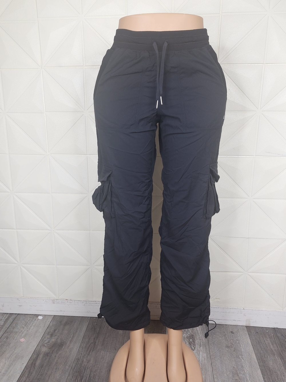 Lululemon Dance Studio Relaxed-Fit Mid-Rise Cargo Pant